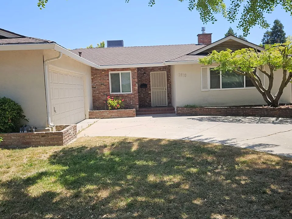 1610 Springwood Dr