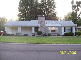 437 Grandview Dr, Edwardsville, IL 62025