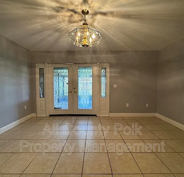 1836 N Crystal Lake Dr N #3 — Photo 4