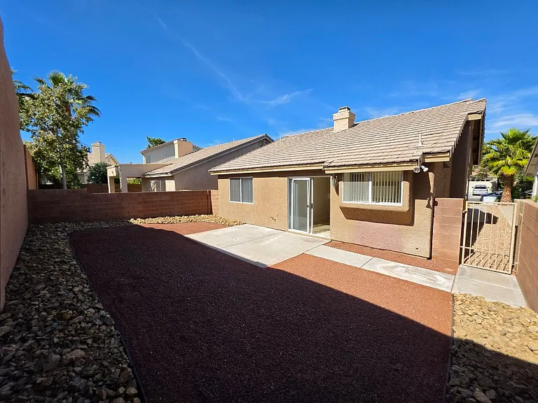 1641 Eagle Peak Way — Photo 32