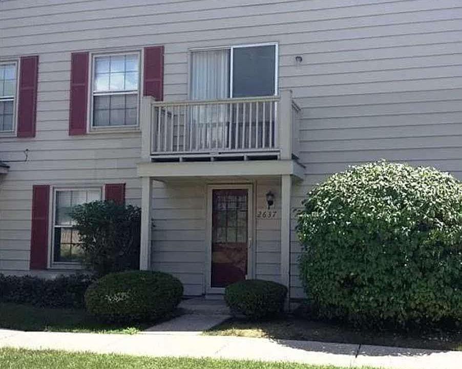 1st image of 2637 Thornbrier Ct #4-D