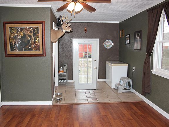 5th image of 495 Ashe Ave