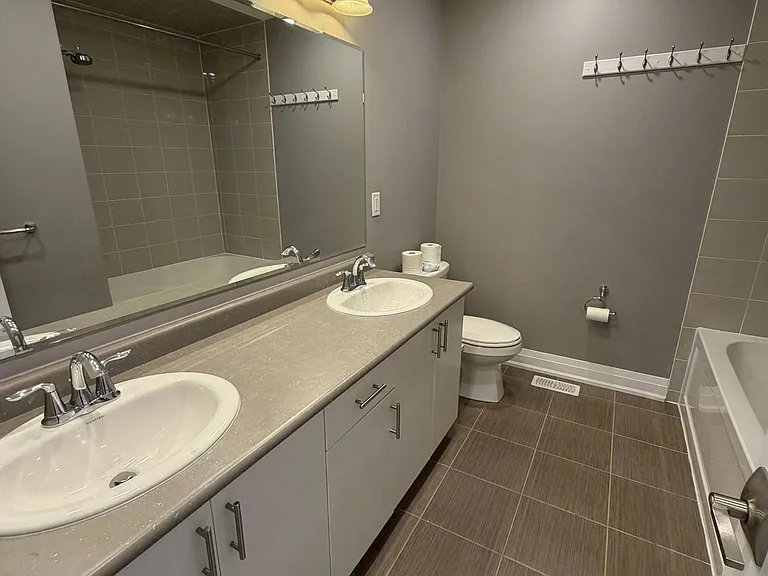 9 Vaudeville Dr — Photo 13