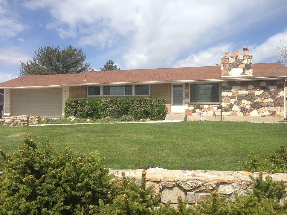 1st image of 1372 W Diane Dr