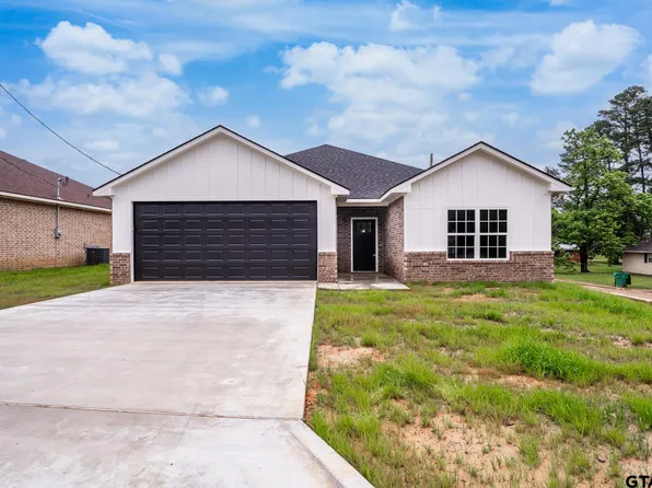 109 Short St, Gilmer, TX 75645