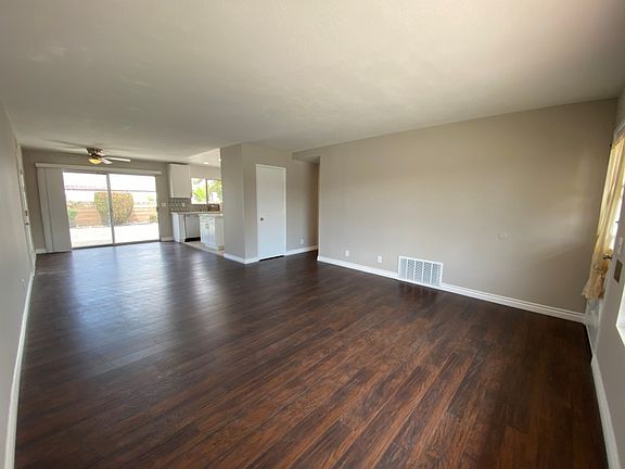 4th image of 1480 W Mayberry Ave