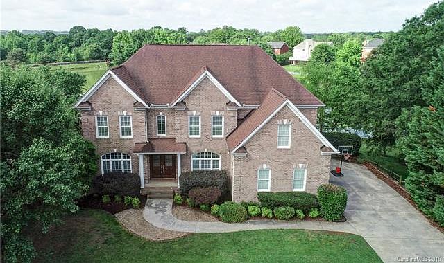 1st image of 335 Hawks Moor Ct