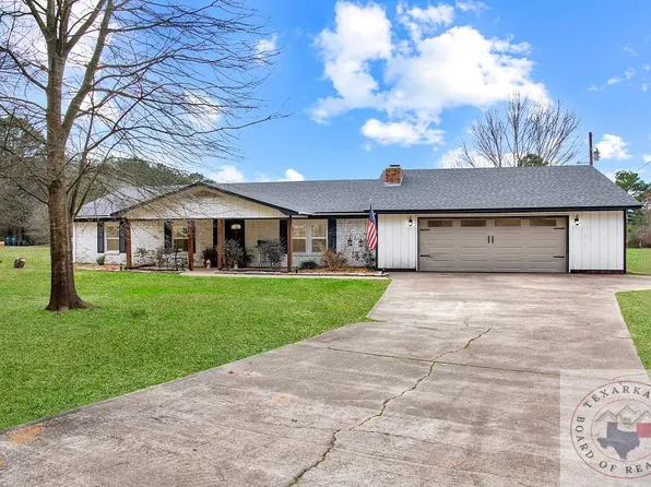 165 County Road 1109, Maud, TX 75567