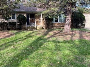 14 Ounce St, Dunkirk, NY 14048