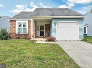 19 Emory Ln, Mount Laurel, NJ 08054