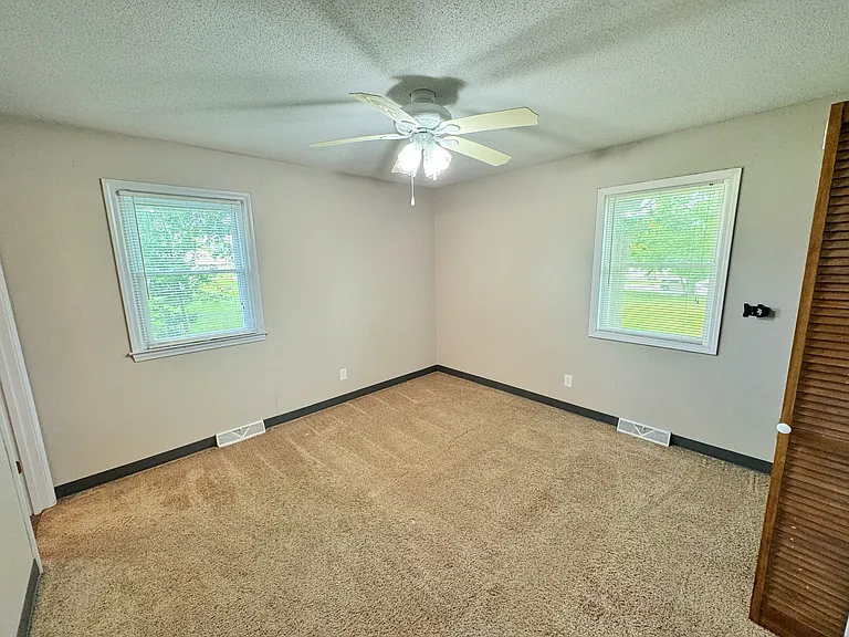 835 E Gay St — Photo 14