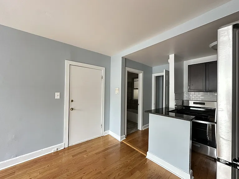 5670 N Ridge Ave #S2 — Photo 6