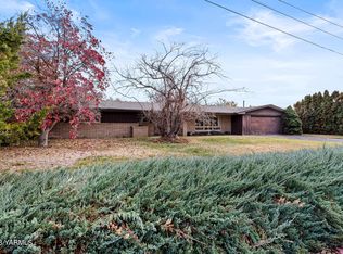 33 Moore Ave, Naches, WA