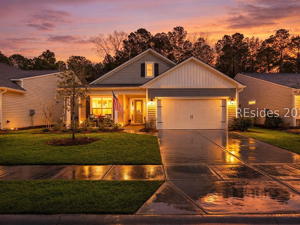 1st image of 37 Carolina Oaks Ave