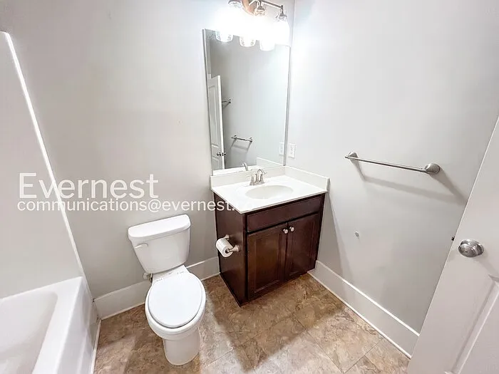 6010 Winding Lakes Dr — Photo 22