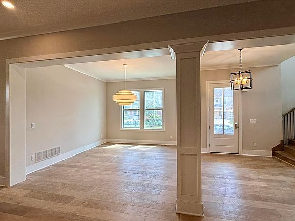 4th image of 7012 Primrose Ct