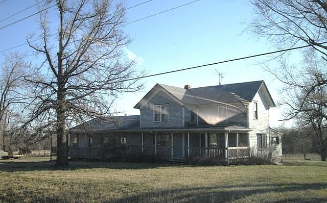 28 E 2300th Rd, Wellsville, KS 66092 | Zillow