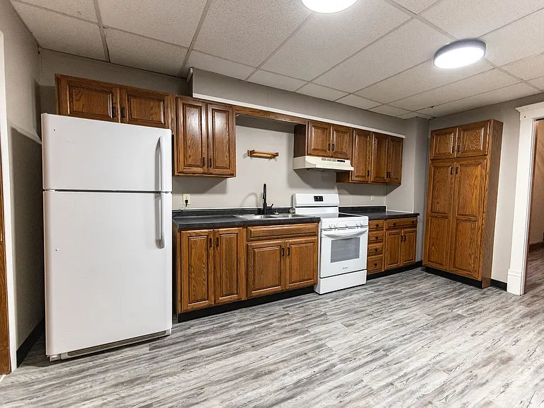 601 E 2nd Ave #2 — Photo 9