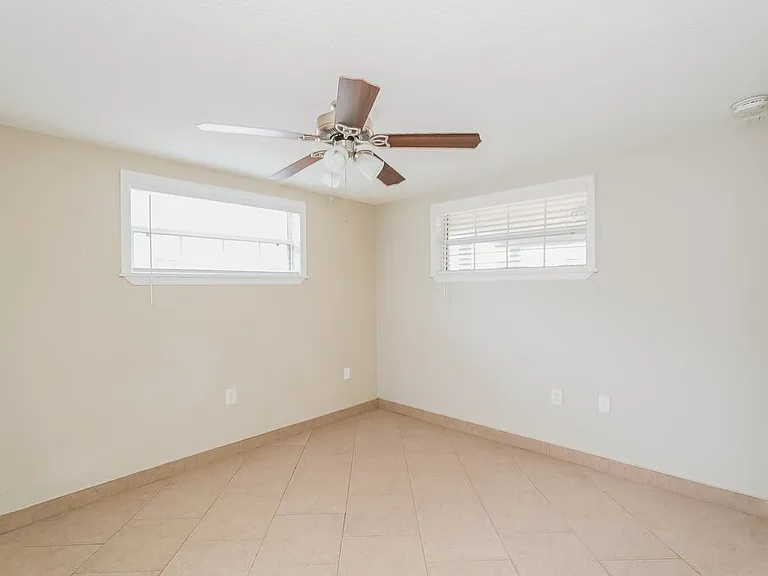 6024 Boxwood Dr — Photo 12