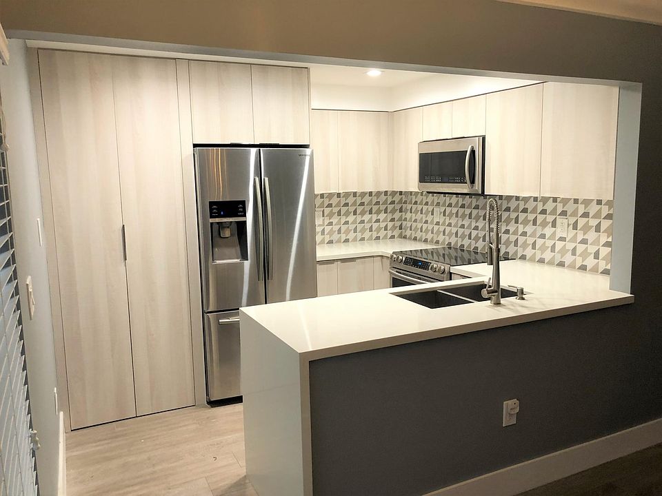 1st image of 10030 NW 9th Street Cir APT 104
