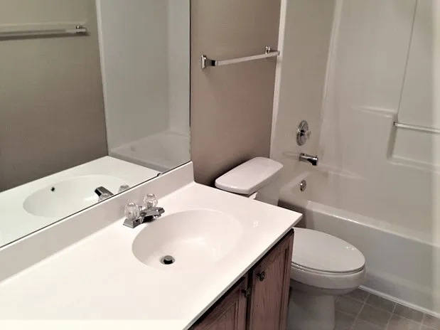 8021 Old London Rd — Photo 14