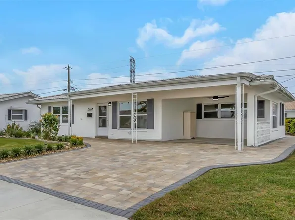 10032 39th Way N, Pinellas Park, FL 33782