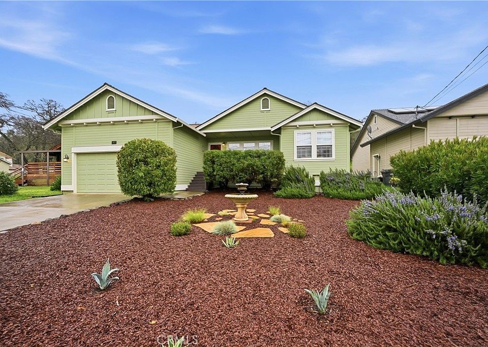 1st image of 19072 Hidden Valley Rd