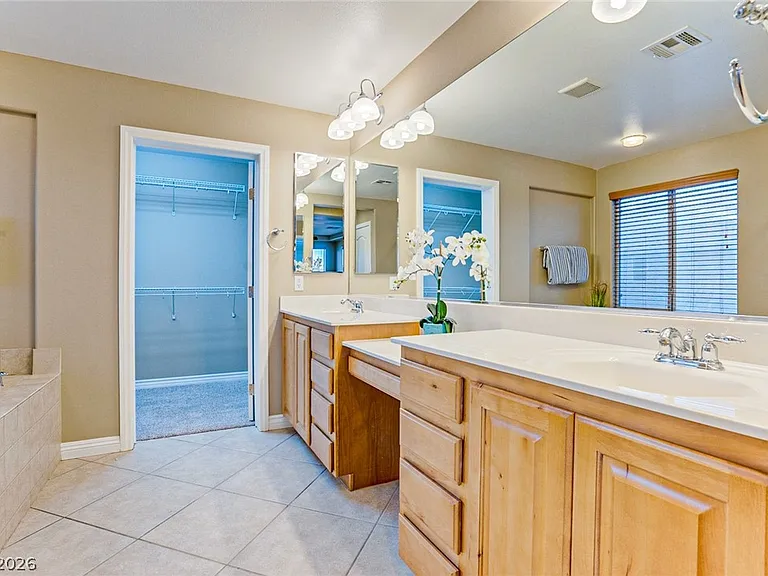 10737 Drake Ridge Ave — Photo 25
