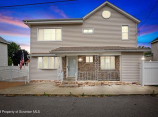 155 1st St, Old Forge, PA 18518