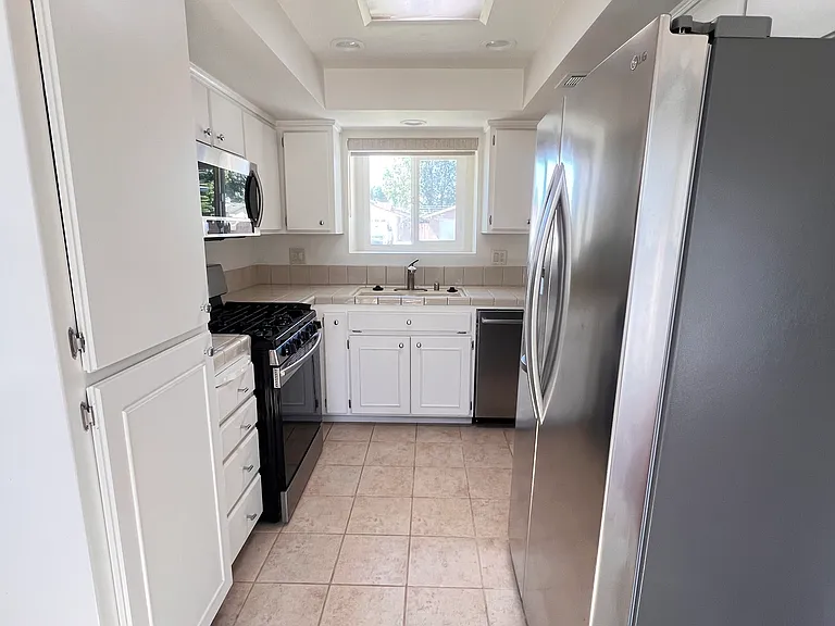 3293 Oak Knoll Dr — Photo 6