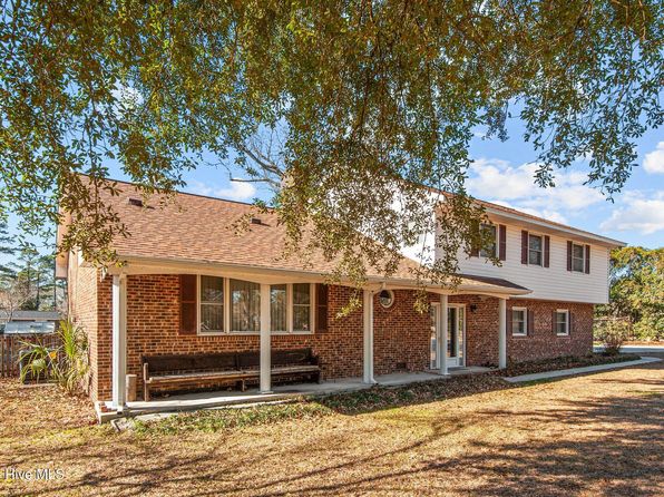 217 Randomwood Lane, River Bend, NC 28562