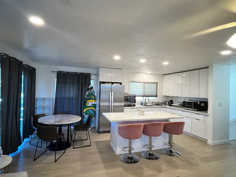 3523 Kilauea Ave — Photo 6