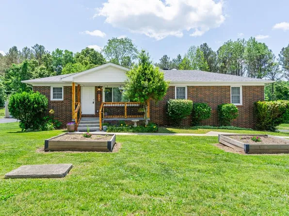 255 Washington St, Sparta, TN 38583