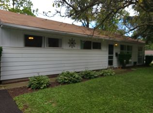 704 E Elm St, Wheaton, IL 60189