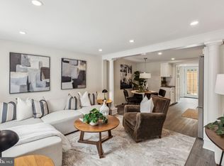 106 Bainbridge St, Philadelphia, PA 19147