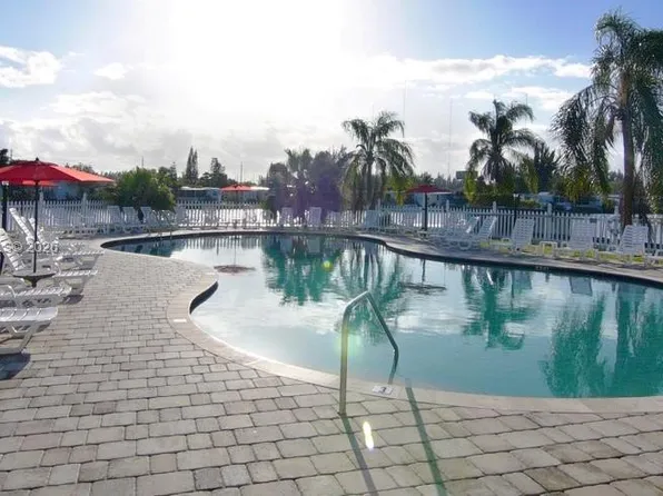 5210 SW 35th Ct, Davie, FL 33314