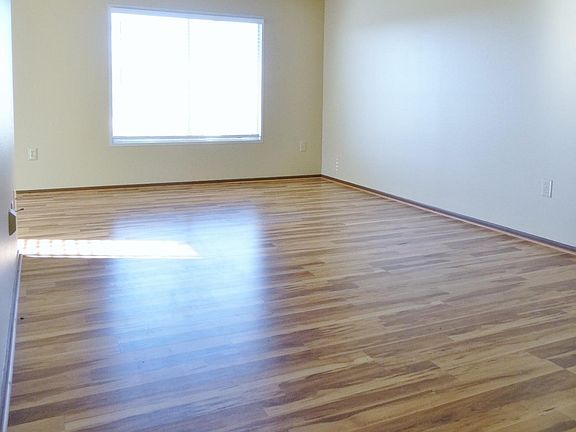5th image of 13705 N 98th Ave Unit A