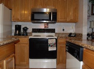 434 Sand Ridge Dr, Valrico, FL 33594