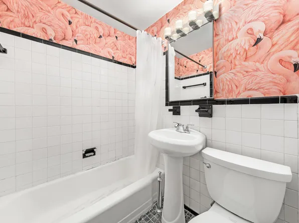 459 Hudson Street image 4 of 4