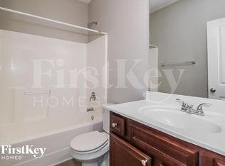4143 Pearhaven Ln, Gainesville, GA 30504