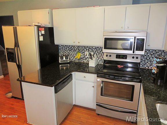 3rd image of 2496 Horace St