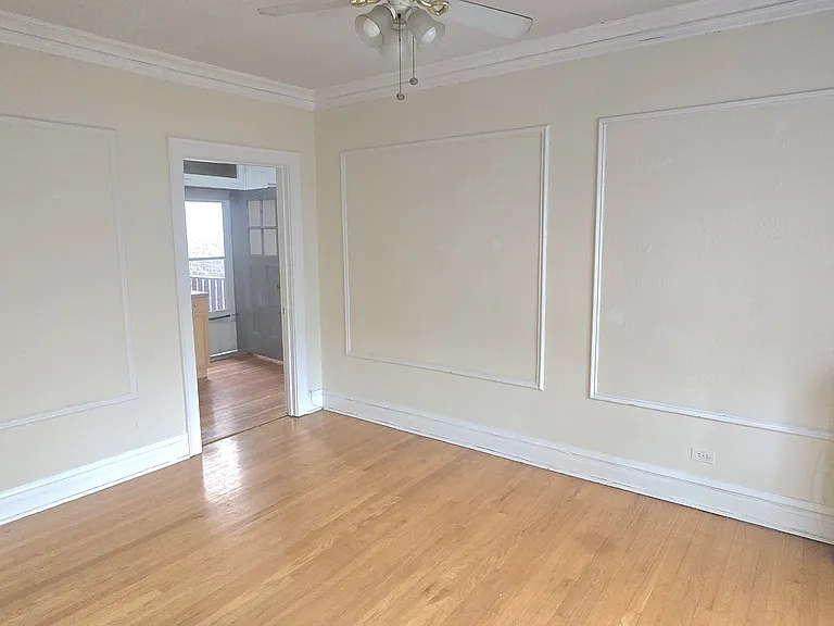 5074 N Winchester Ave #2 — Photo 4