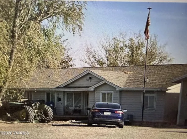 1845 Gurley Rd, Granger, WA 98932