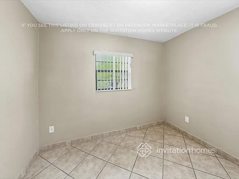 4511 SW 102nd Pl — Photo 14