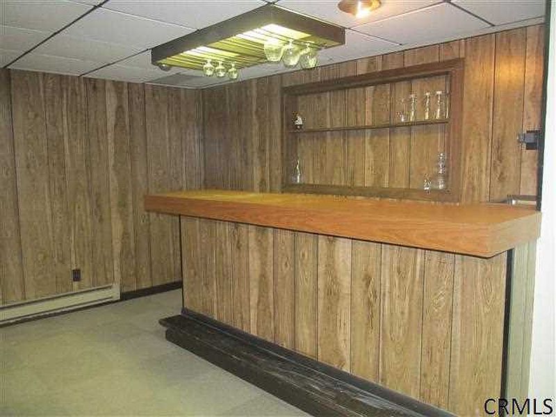 3rd image of 139 PHILIP SCHUYLER Road