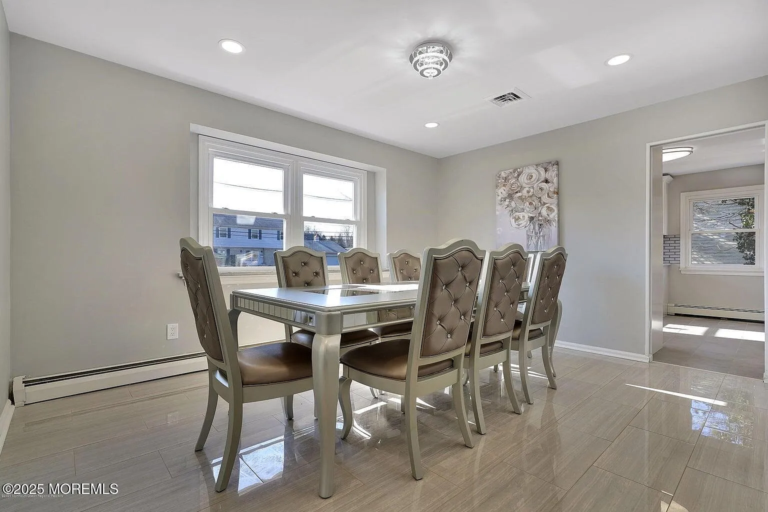 4 bed, 3.5 bath, 2300 sqft, $2,850 — Photo 4