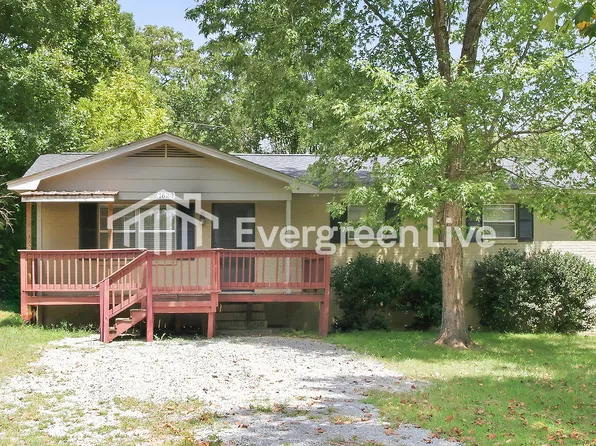 1623 SW Linwood Dr, Hartselle, AL 35640