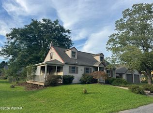 1824 Fairlawn Ave, Cogan Station, PA 17728