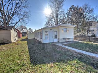 420 W Main St, Maroa, IL