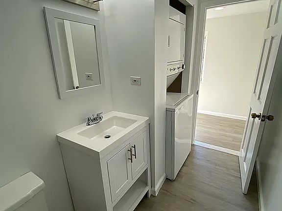 4th image of 603 6th Ave #2